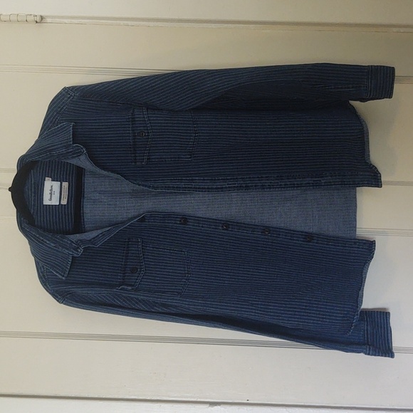 Goodfellow & Co. Standard Denim/Chambray Striped Button Up Top Sz L - Picture 1 of 6